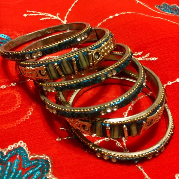 Jewelry - bangles